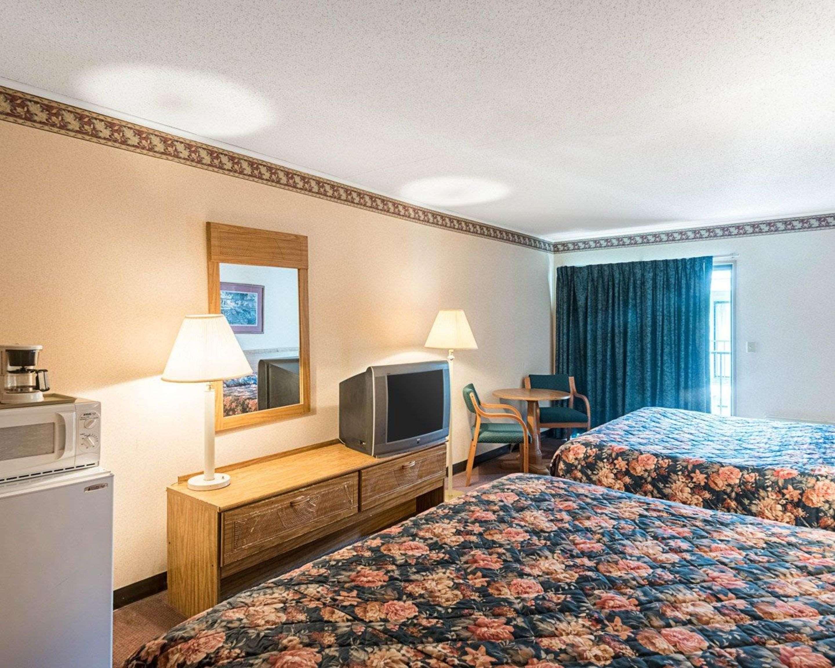 Hotel Rodeway & Rehoboth Beach